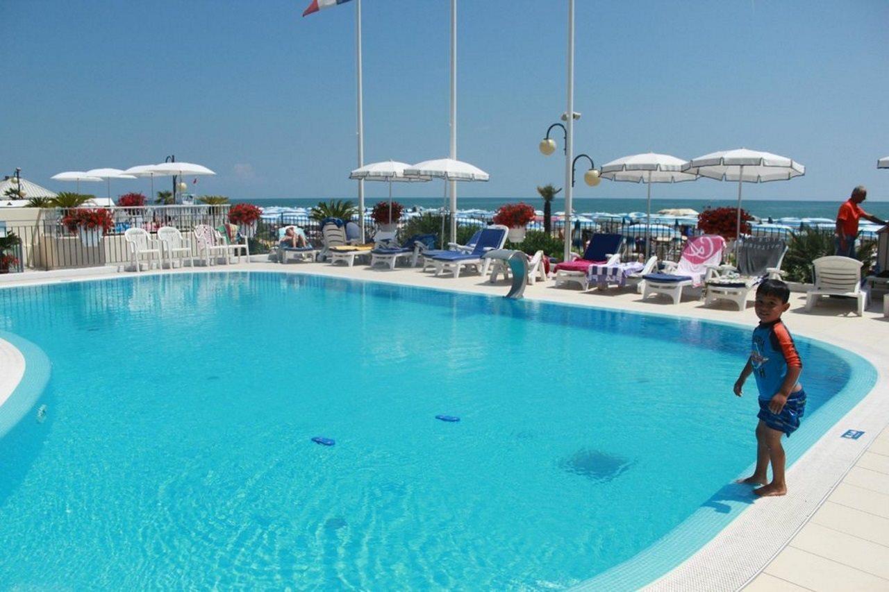 Hotel Manila Lido di Jesolo Eksteriør bilde