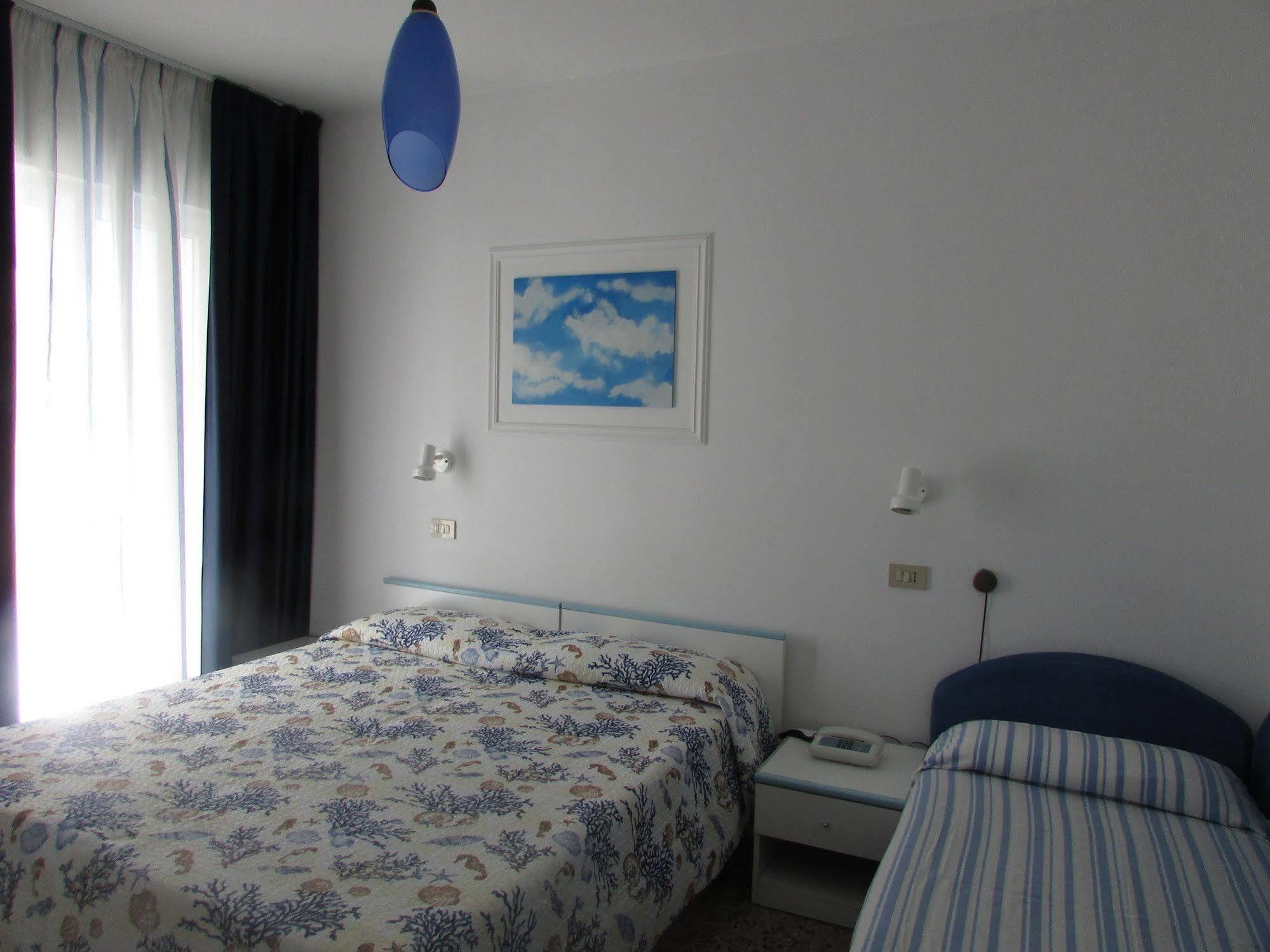 Hotel Manila Lido di Jesolo Eksteriør bilde